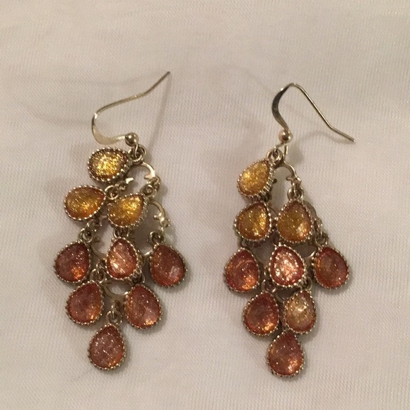 Dangle Earrings (W) - Picture 2 of 4